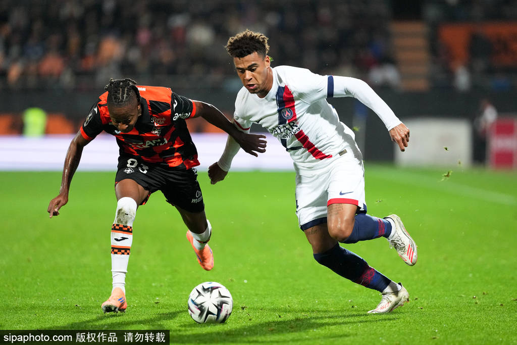 法甲-门德斯先拔头筹卡里奥卡扳平 大巴黎1-1洛里昂